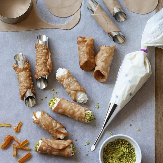 23-dele Canoli forme, lige kegle flødeskum & mousserør, rustfrit stål non-stick