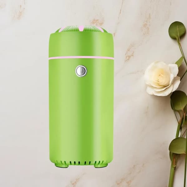 Bærbar bil/hjem aroma diffuser med 7-farvet LED-lys (grøn).