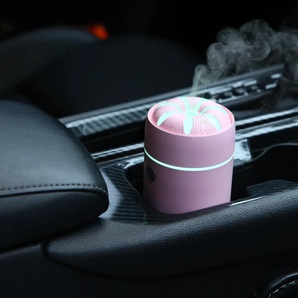 Bil/hem aromdiffusor med 7-färgs LED-ljus, rosa