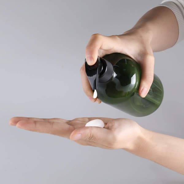 4-delad 500 ml påfyllningsbar plastpumpflaskor för schampo och lotion (grön)