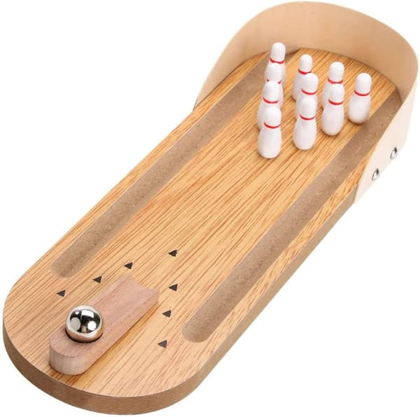 Desktop mini bowling spilsæt, træbordplade skydebane, fingerlegetøj til mænd, kvinder, børn.