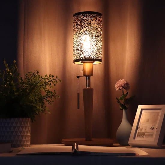 Metalllampskärm - ihålig gravyr - E27/E26 lampfot