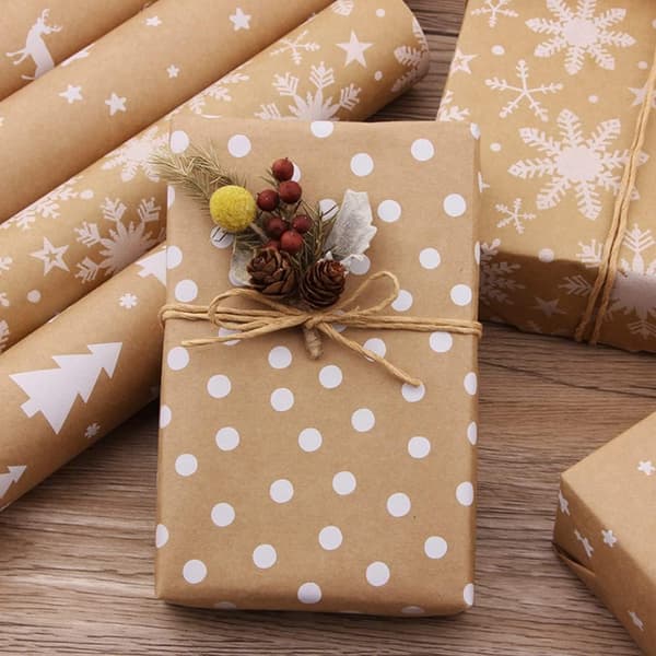 Kraftpapper julklappspapper, färgat kraftpapper presentpapper