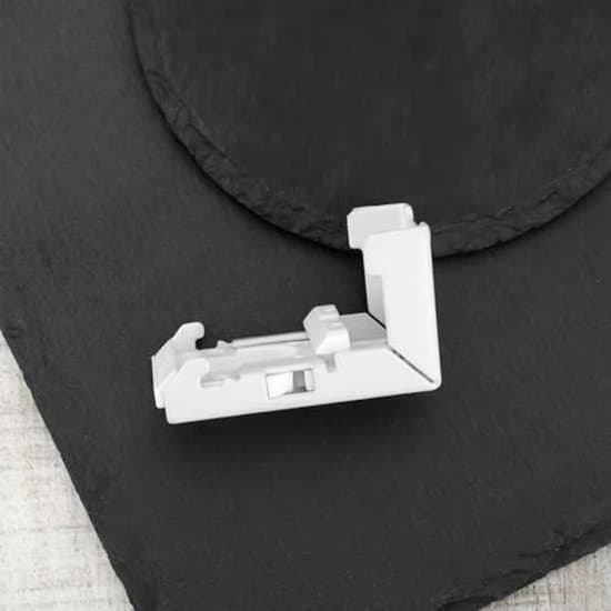 Fäste för rullgardin - robust och hållbart - 45x28x25 mm