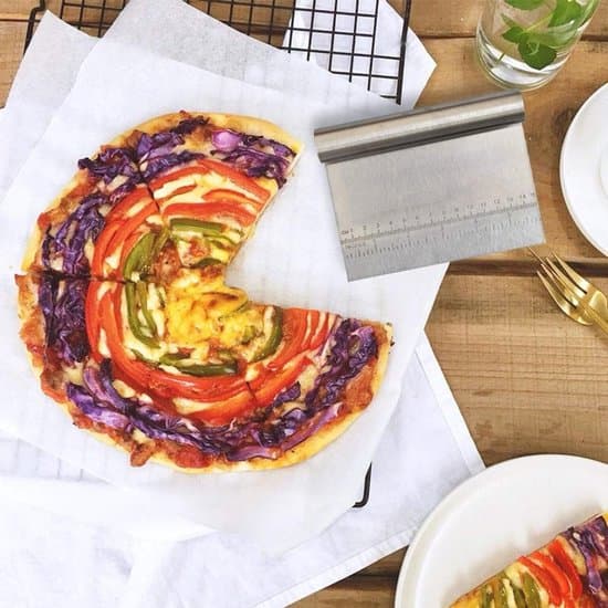 Dejskraber og pizzaskærer i rustfrit stål med måleskala