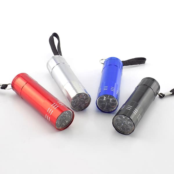 1x Mini kynälamppu LED-taskulamppu tasku pieni AAA-paristo hopeinen