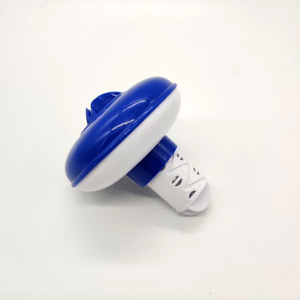 Flytande klordispenser för pooler ovan jord, bubbelpooler och spa