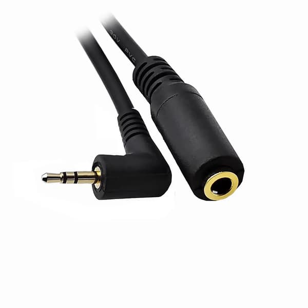 Lydadapter. 2,5 mm stik til 3,5 mm vinklet stereoadapter
