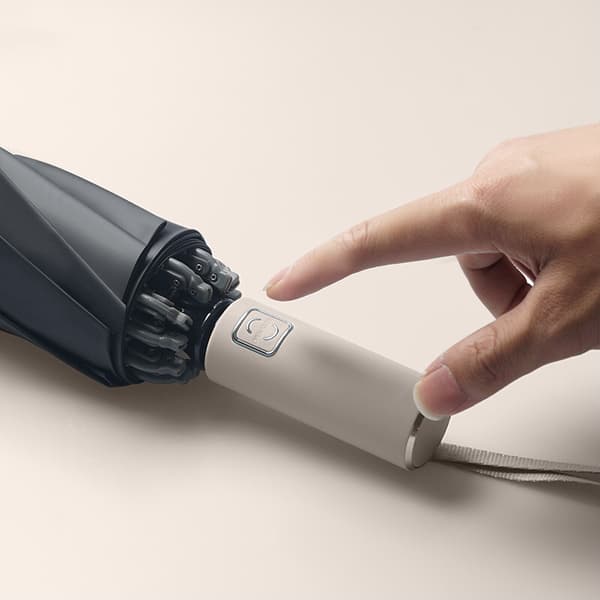 Automatisk foldbar bilparaply med refleksstriber - creme