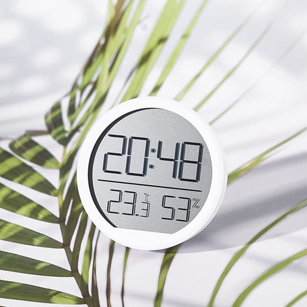 Kompakt digital klocka, termometer, hygrometer, magnetisk (vit)