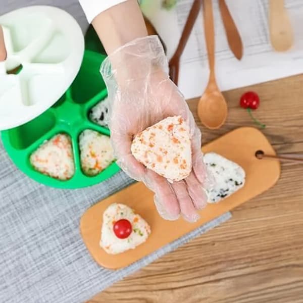 Sushiform, triangel, risbollsform, lunchlåda, japanskt sushiset, sushistämplare, risbollslåda