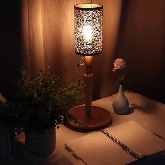Metalllampskärm - ihålig gravyr - E27/E26 lampfot