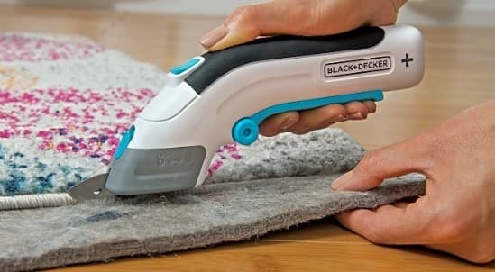 BLACK+DECKER ledningsfri saks 3,6V BCSC115