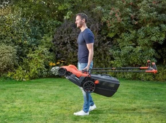 BLACK+DECKER elektrisk plæneklipper 1600 W, 38 cm, 45 l