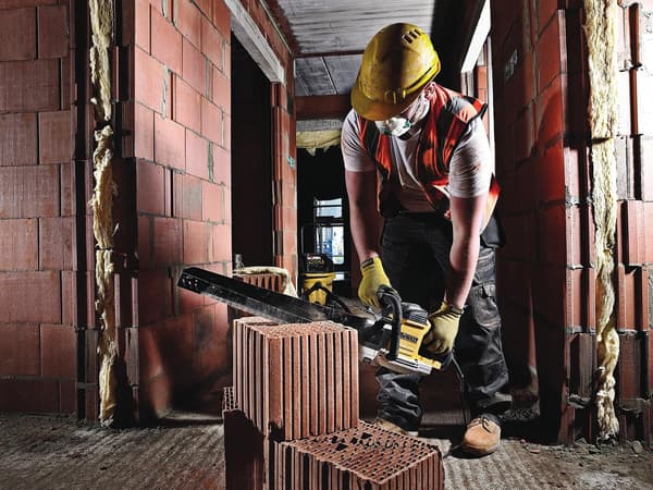 DEWALT Alligator-sav til byggematerialer DWE397
