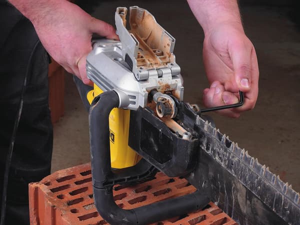 DeWALT DWE398 murstensav til Poroton med karbidklinger