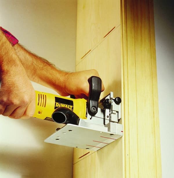DeWALT lamelfræser DW682K med kuffert