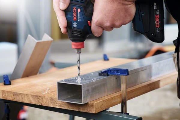 BOSCH HSS PointTeQ -metalliporanterä, kuusiovarsi, 2 mm