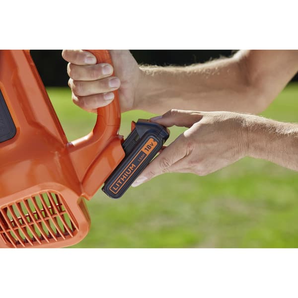 BLACK+DECKER ledningsfri løvblæser 18V BCBL200L uden batteri og oplader