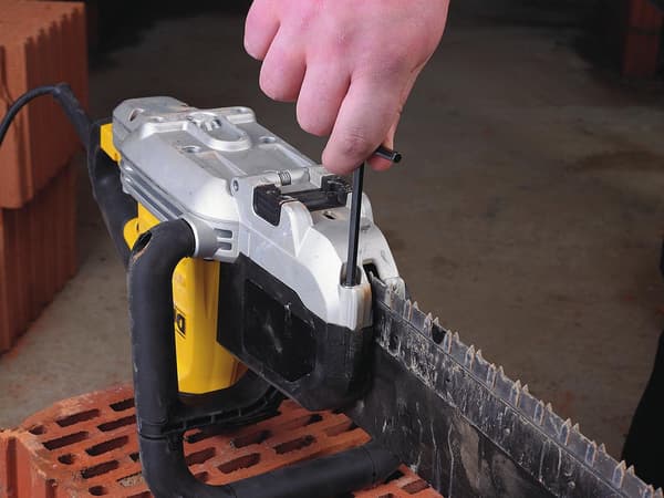 DeWALT DWE398 murstensav til Poroton med karbidklinger