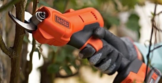 BLACK+DECKER Batteridrivna grensaxar 18V 2,0 Ah BCPP18D1