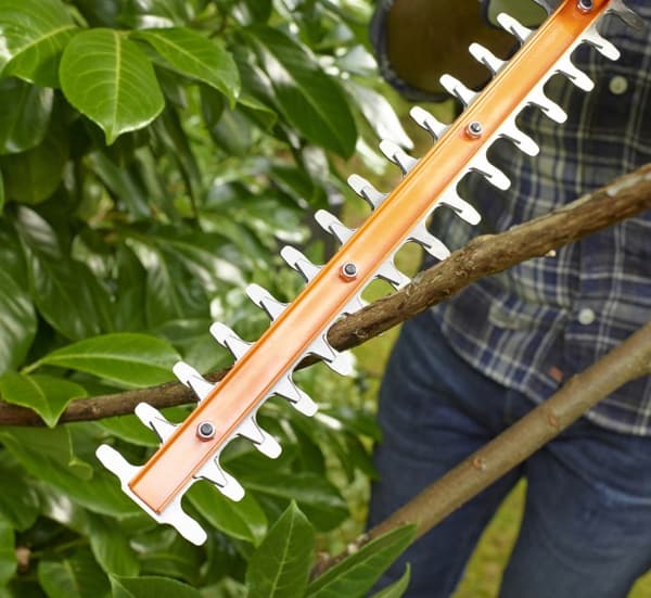 Black+Decker elektrisk häcksax BEHT201, 450 mm, 420 W