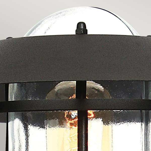 Stolplampa med rörelsesensor svart E27 60W Helsingor Elstead