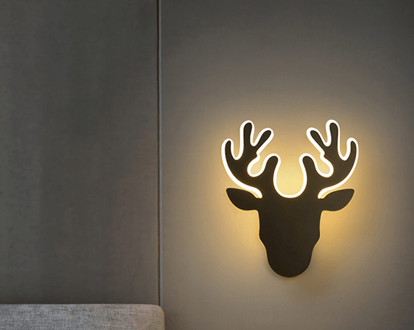 LED-seinävalaisin Abigali Deer 2 Musta