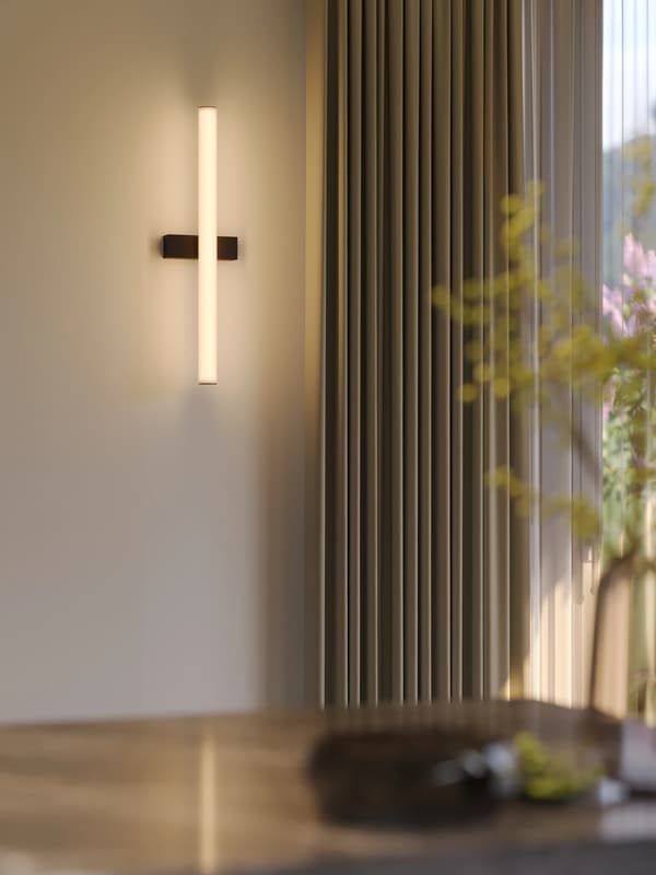 Moderni musta seinävalaisin 60 cm LED-valoputki 12W THORA Maxlight
