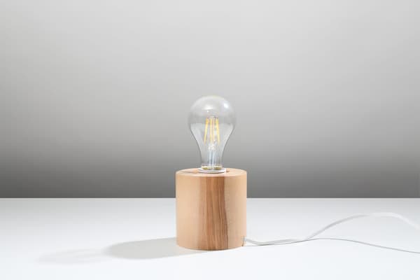 SALGADO-pöytävalaisin, luonnonpuu, Sollux Lighting SL.0674