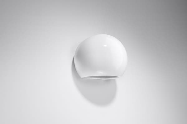 Vägglampa lackerad GLOBE vit glans Sollux Lighting modell SL.1026