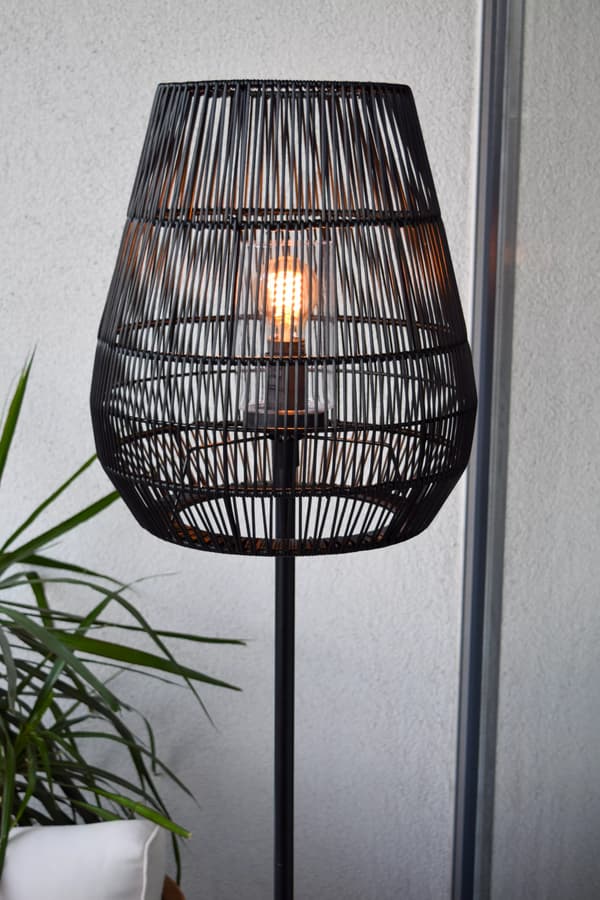 Sort udendørs gulvlampe til terrasse E27 40W NERIDA Lucide