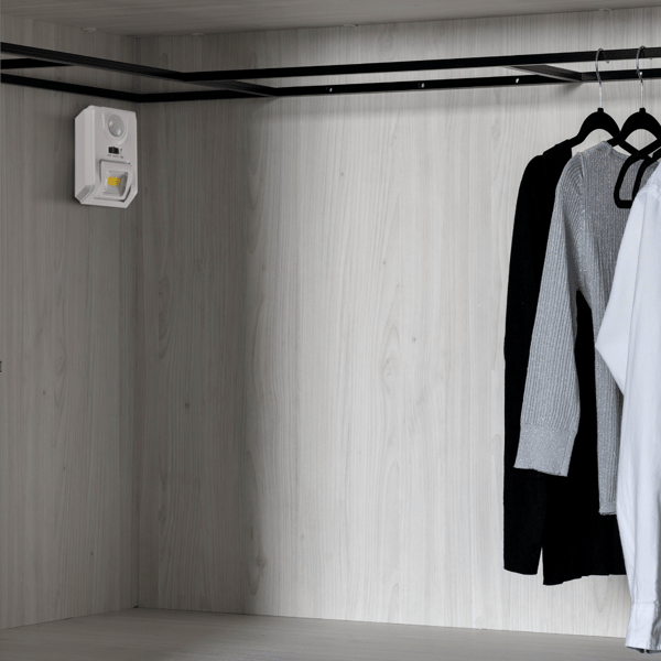 Rörlig LED-underskåpslampa med rörelsesensor, AAA-batteridriven, Polux 322098