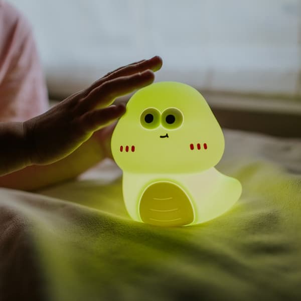 Trådløs grøn orm LED 3W Mary's natlampe til børn