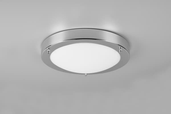 Loftlampe til badeværelset CONDUS sølv Trio 6801011-06