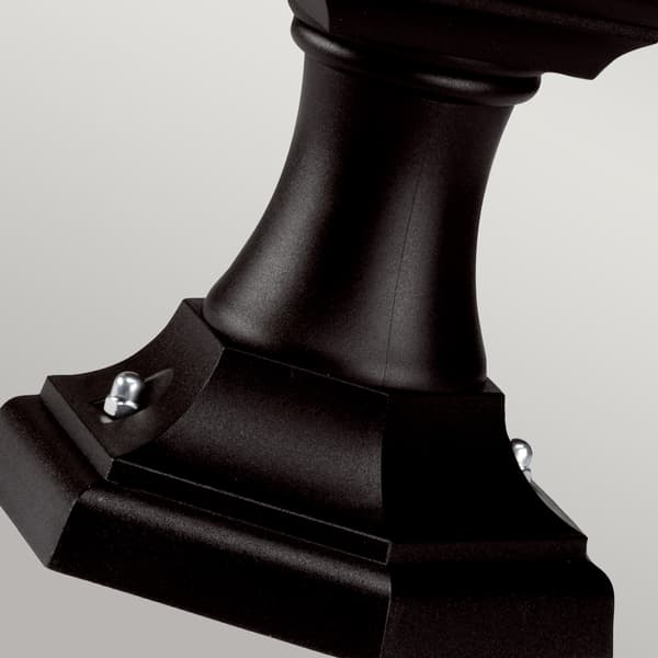 Svart sockellampa E27 60W Kerry Elstead