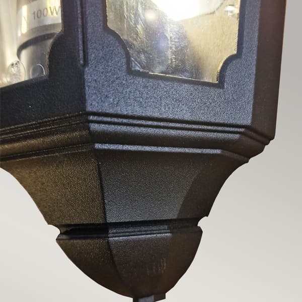 Svart utomhusvägglampa E27 60W Parish Elstead