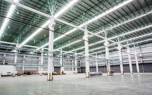 Kanlux STRONG 33171 -linjavalaisin