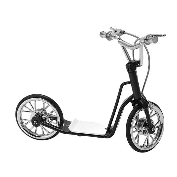 Dekorativ mini-scooter i legering, model, sort/sølv, 13 x 16,5 cm