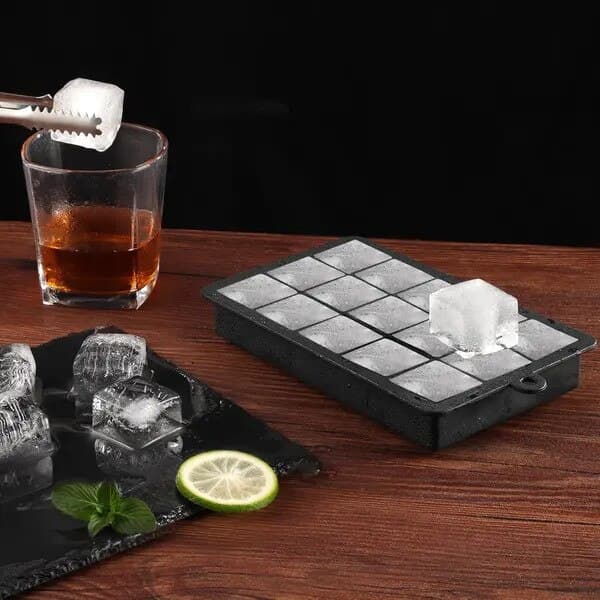 Set med 3 isbitsformar i silikon, lock, 15 kuber, transparent, 22x15x4cm