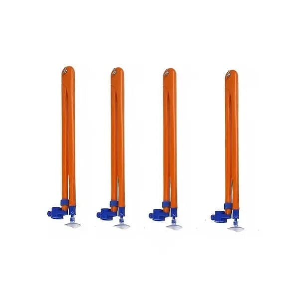 Set med 4 orange geometriska passare 45x45cm