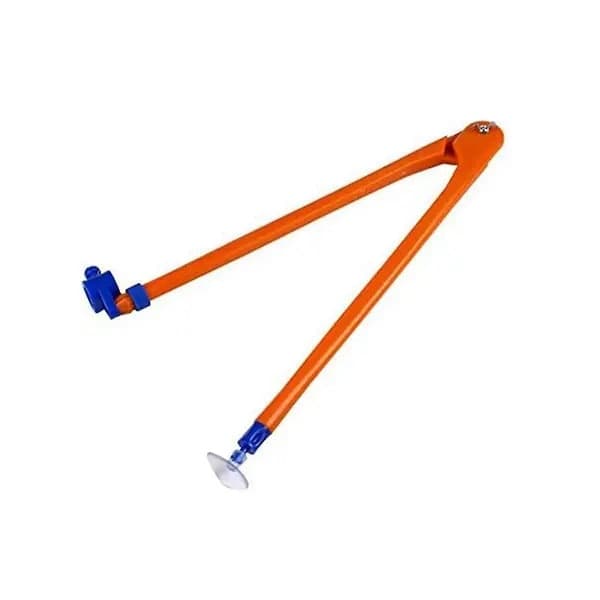 Set med 4 orange geometriska passare 45x45cm