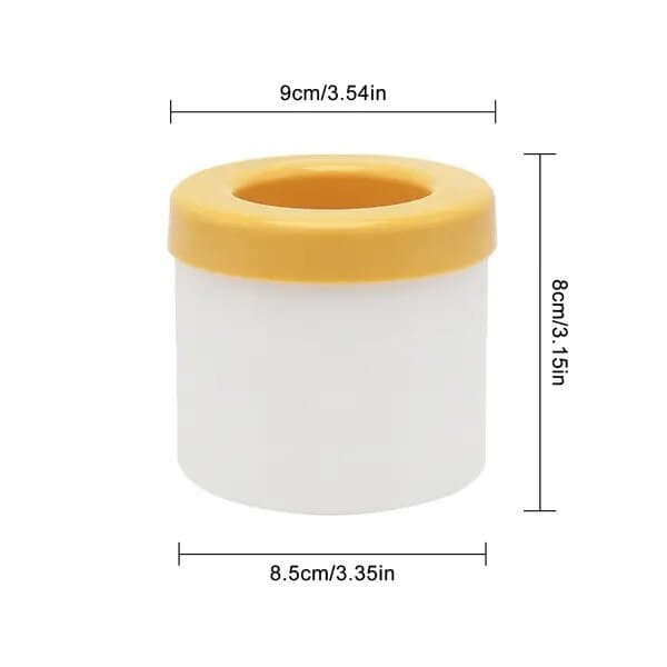 Isbitsform i silikon med lock, 60 kuber, vit/gul