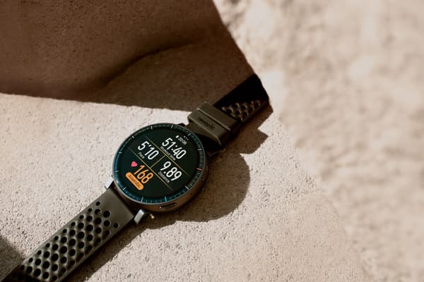 Amazfit Active Max Svart (Svart Silikonband)