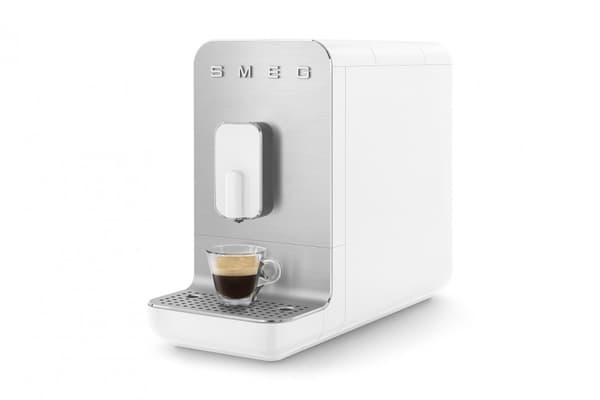 Espressomaskin SMEG BCC01WHMEU Vit