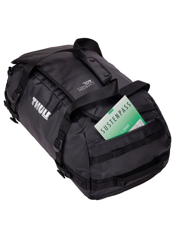Thule Chasm 40 2-in-1 matka-/urheilukassi - musta