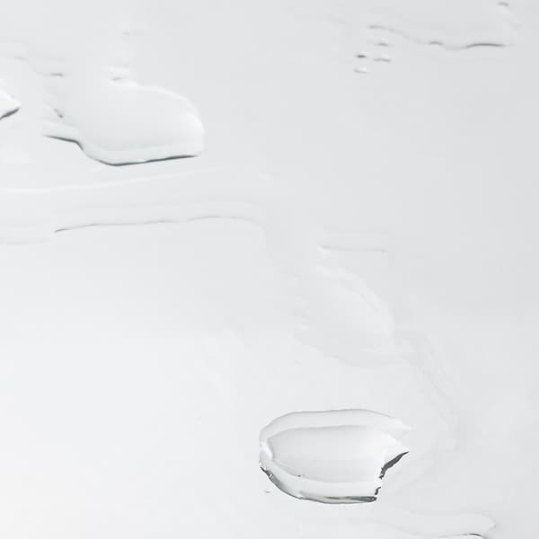 Mádara Clarifying rensende og matterende toner 200 ml