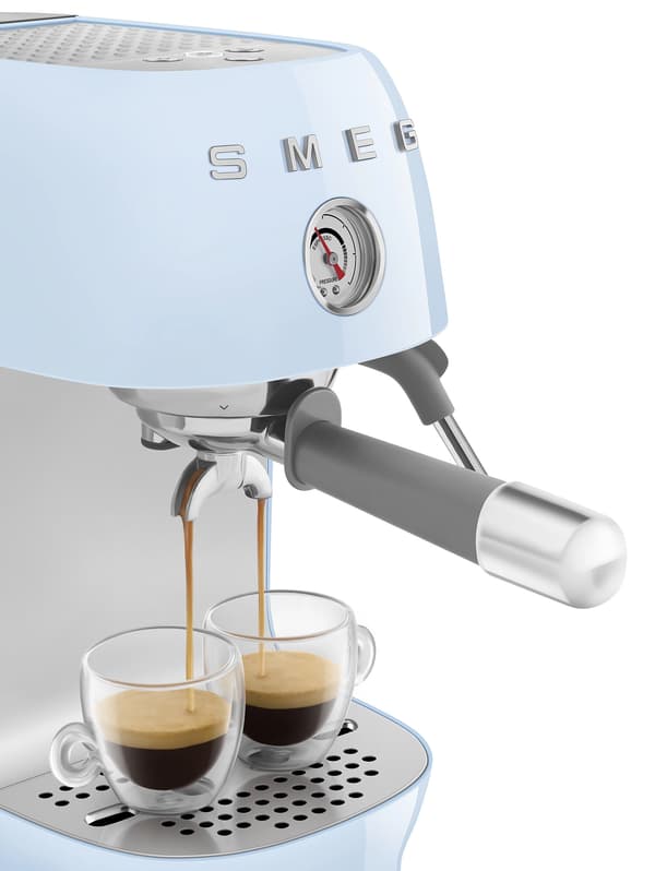Smeg ECF03PBEU -kahvinkeitin