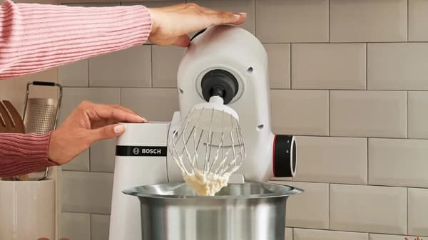 BOSCH MUMS2EW01 yleiskone silppurilla