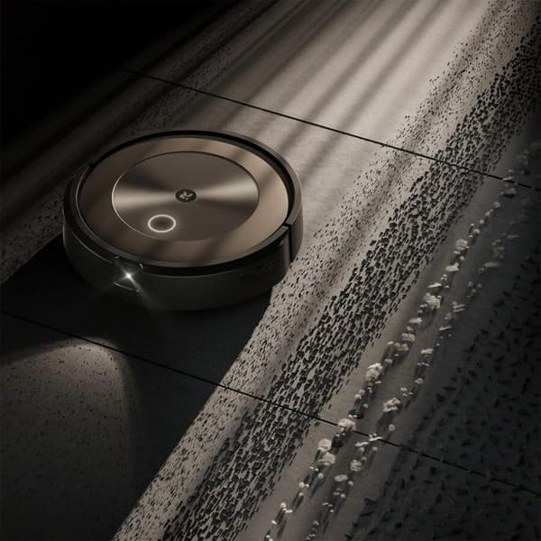 Robotdammsugare IROBOT Roomba j9